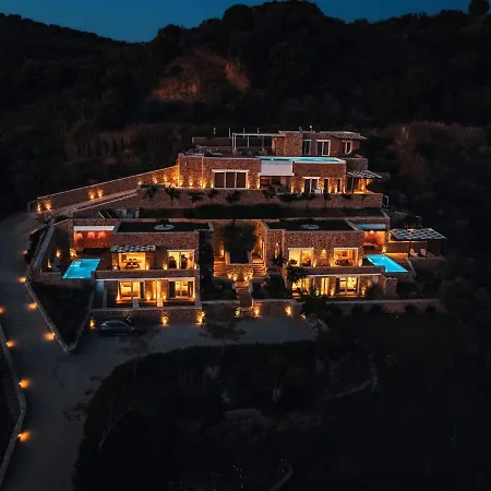 Вилла Luxury Neokastro With Private Pool