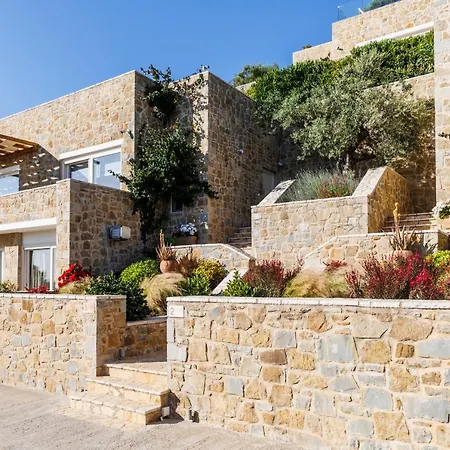 Вилла Luxury Neokastro With Private Pool