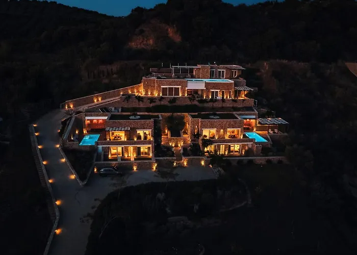 Βίλα Luxury Neokastro With Private Pool