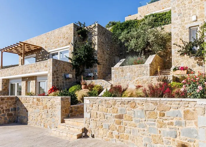 Βίλα Luxury Neokastro With Private Pool